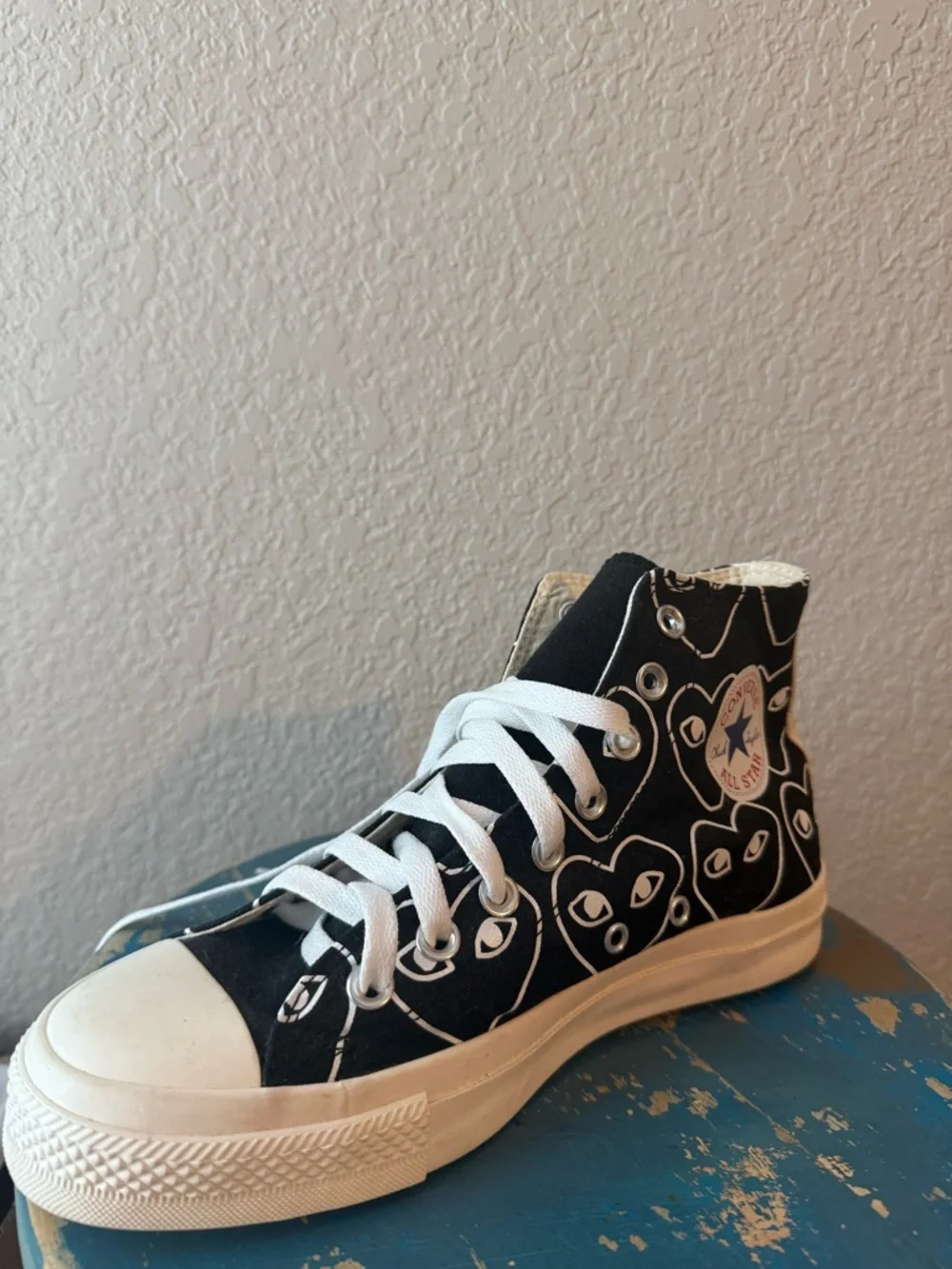 New Converse PLAY COMME des GARCONS high top Chucks.  Rare heart pattern. - Picture 4 of 9